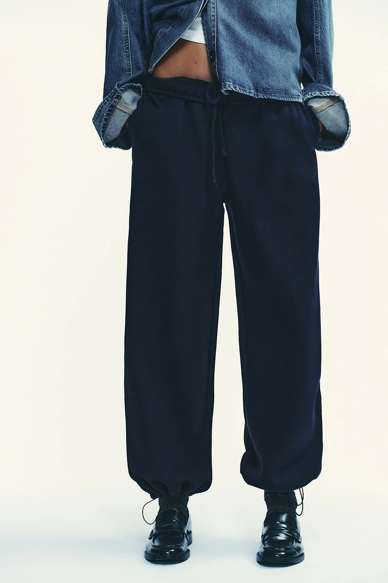 PLUSH BASIC STRAIGHT PANTS