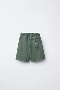 STRAIGHT WASHED EFFECT SHORTS