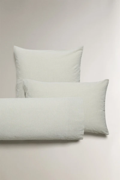SEERSUCKER COTTON CHECK PILLOWCASE