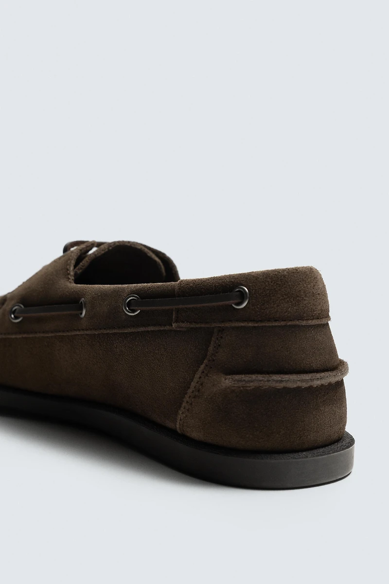 CASUAL LEATHER BOAT SHOES