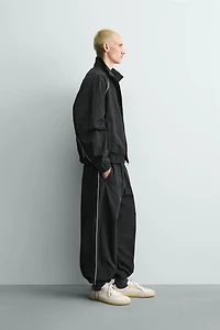 CONTRASTING TECHNICAL JACKET