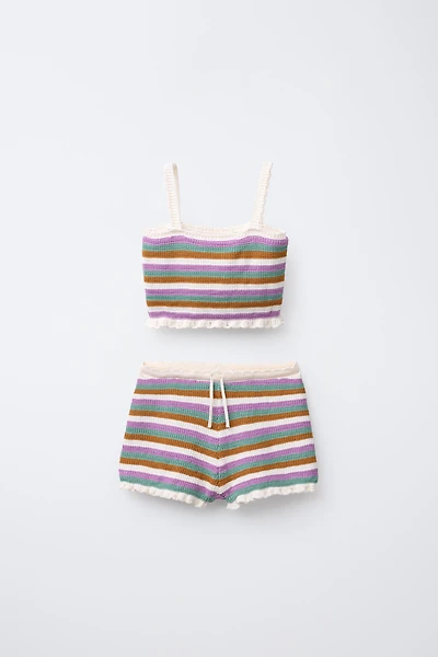 6 ANS/ ENSEMBLE EN MAILLE RAYURES CROCHET