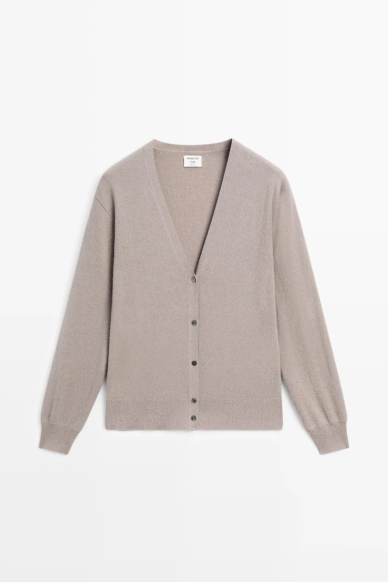 STUDIO V-neck knit cardigan