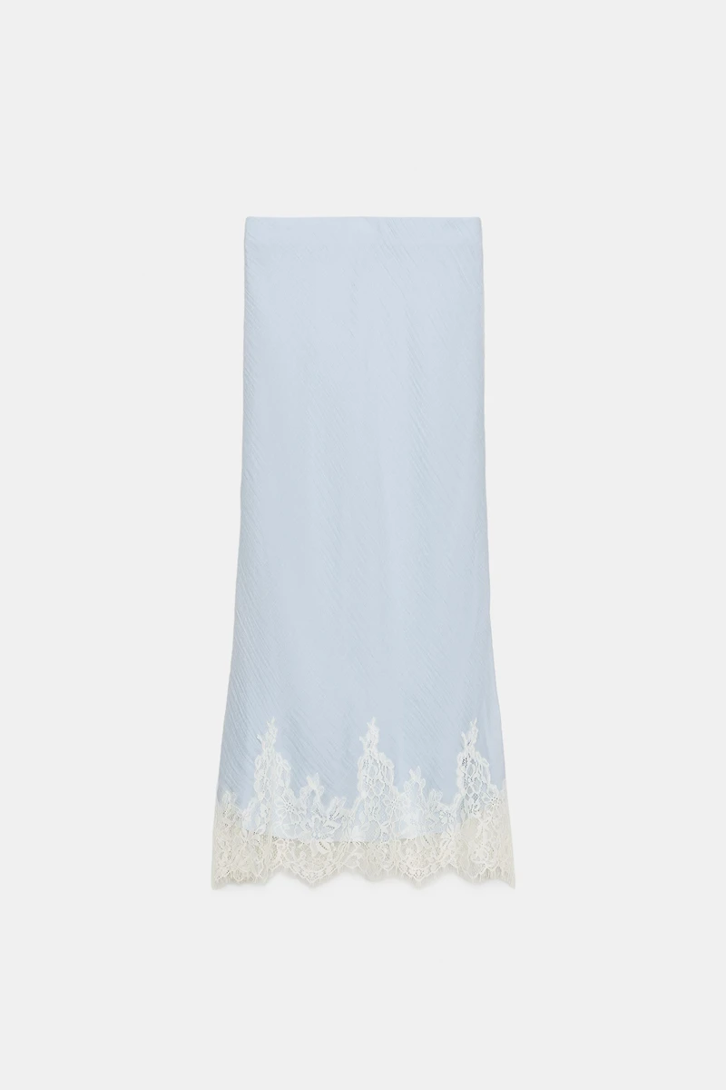 JUPE MI-LONGUE EN DENTELLE