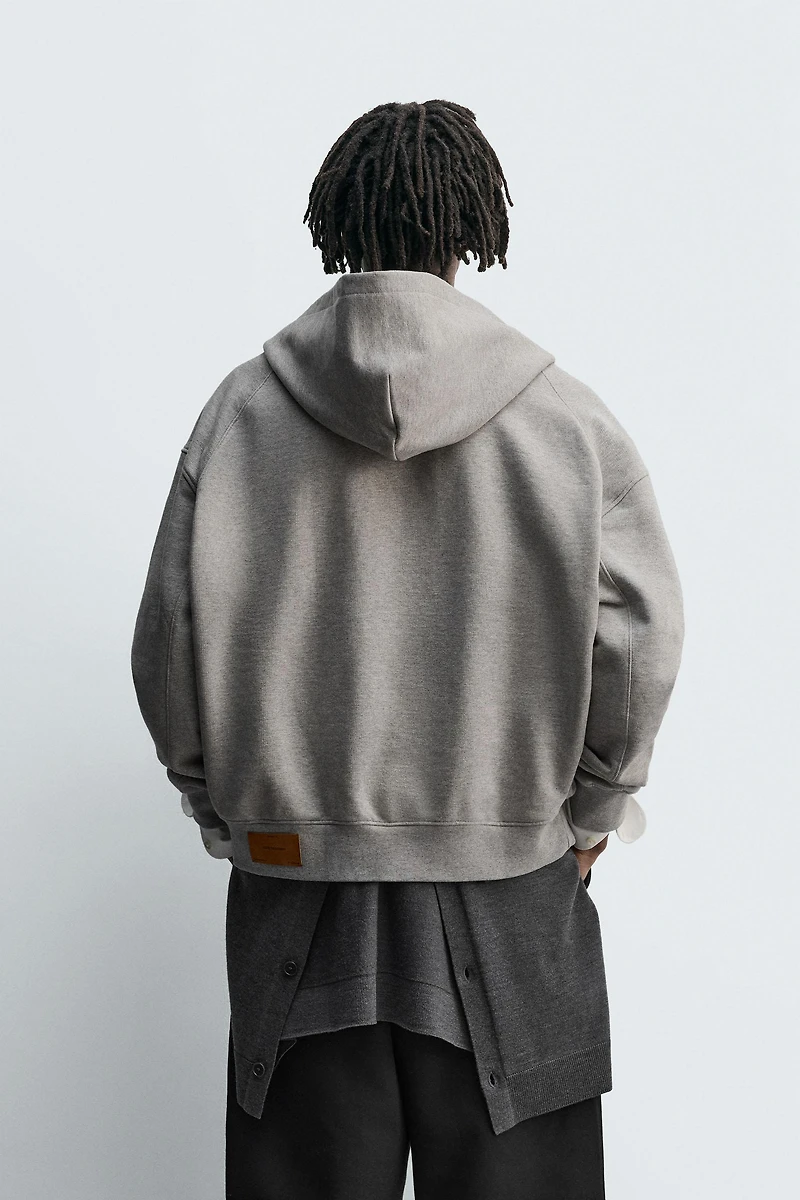 HOODED ZIP SWEATSHIRT WITH LABEL