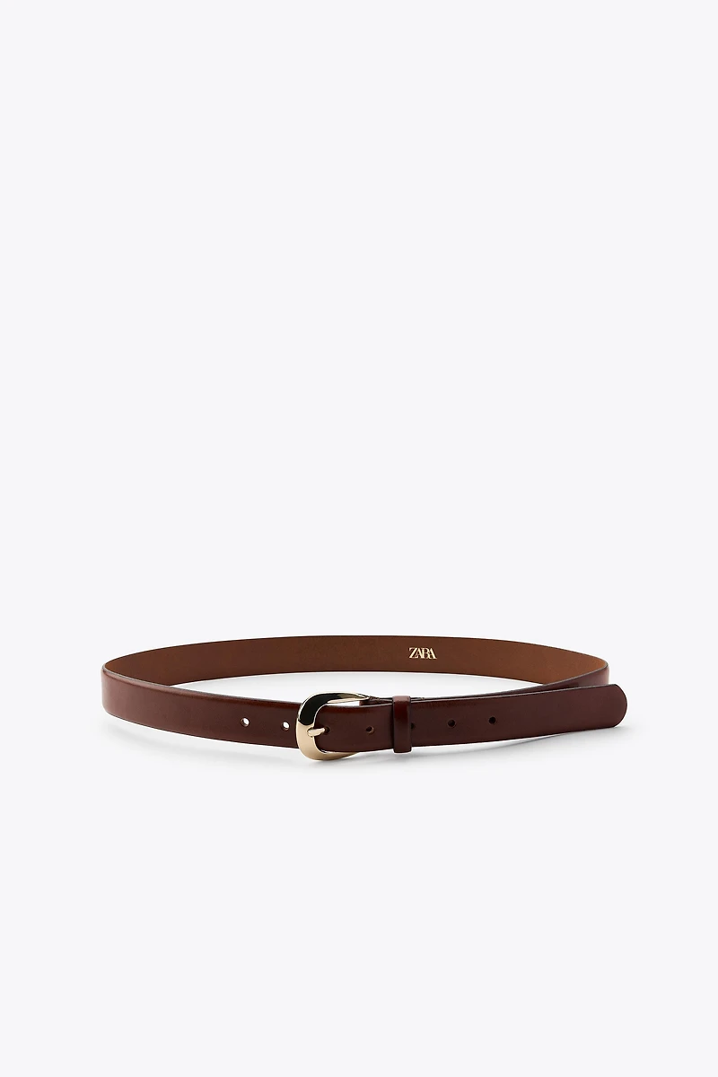 CEINTURE EN CUIR À BOUCLE OVALE