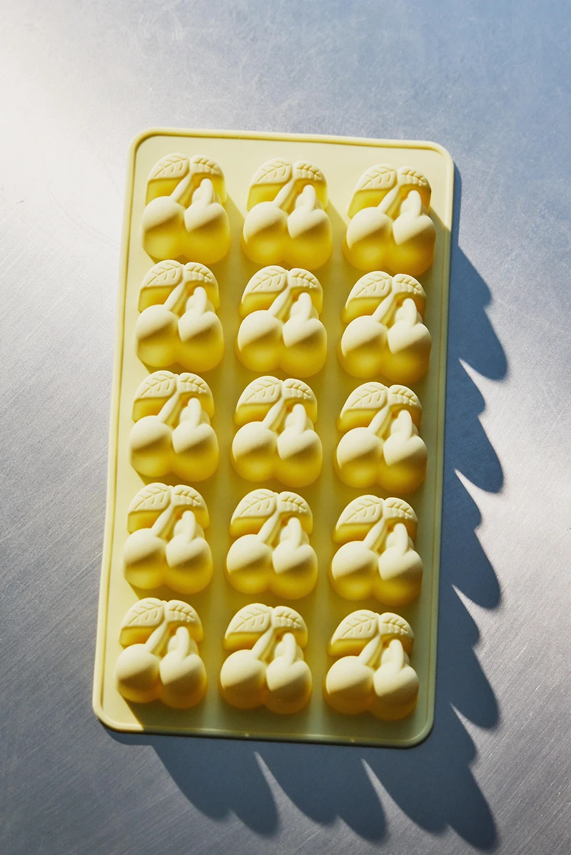 CHERRY SILICONE ICE CUBE TRAY (15 CUBES)