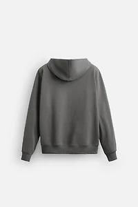 BASIC HOODIE SWEATSHIRT