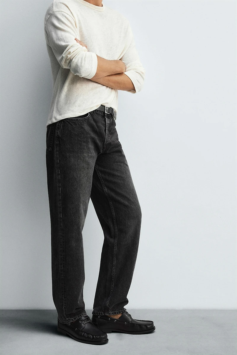 STRAIGHT FIT JEANS