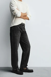 STRAIGHT FIT JEANS