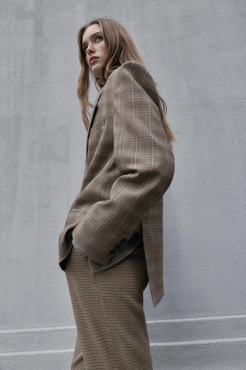 OVERSIZED PLAID BLAZER