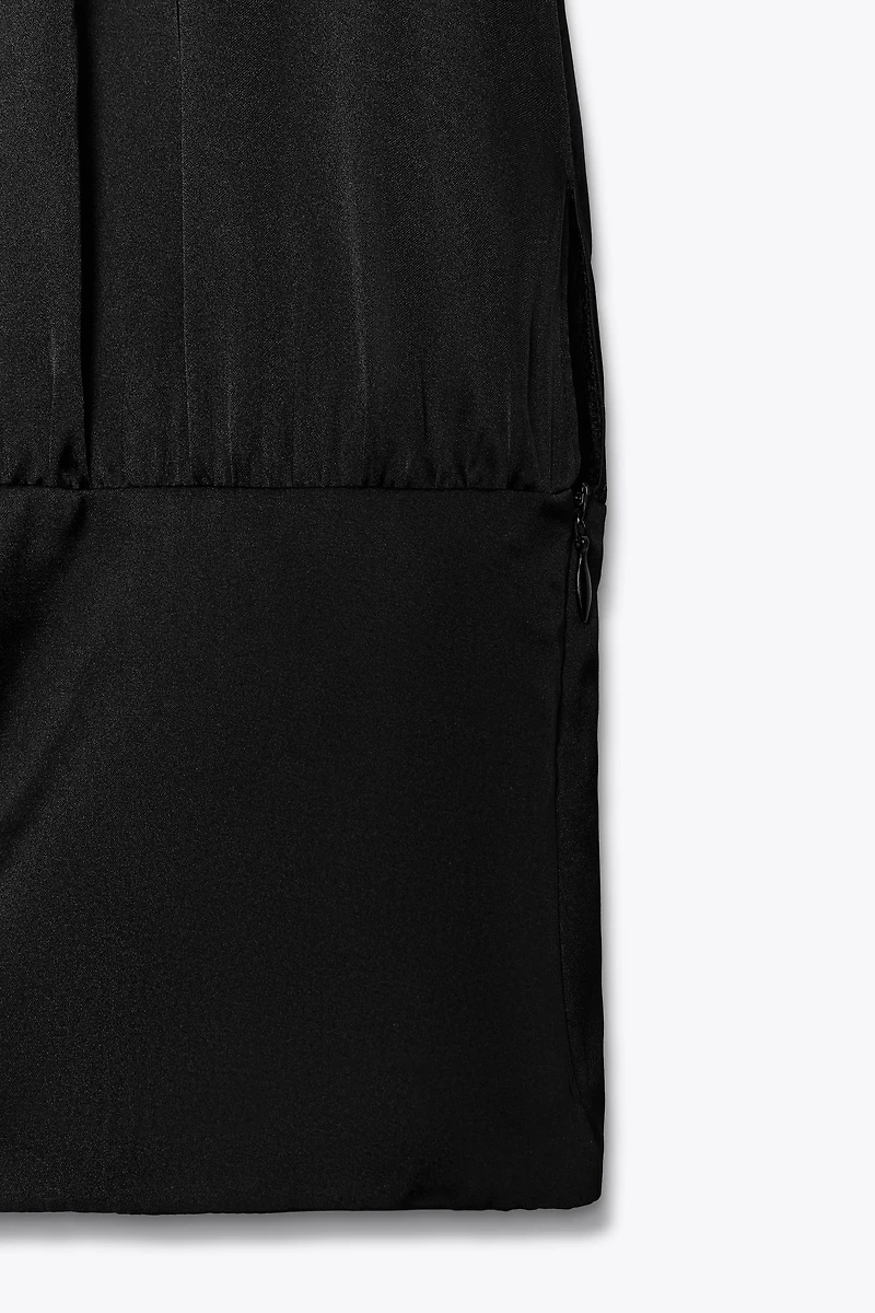 SATIN HALTER TOP