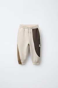 COLOR BLOCK JOGGER PANTS WITH LABEL