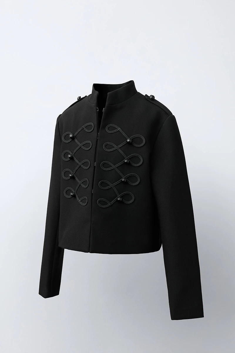 FITTED BUTTON JACKET