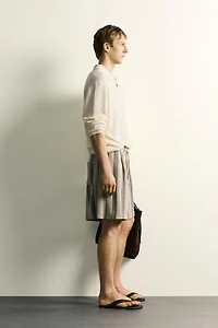 STRIPED JACQUARD PLEATED SHORTS