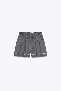 PIPING DETAIL VOLUME SHORTS