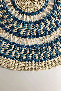 ROUND COLORED WOVEN PLACEMAT