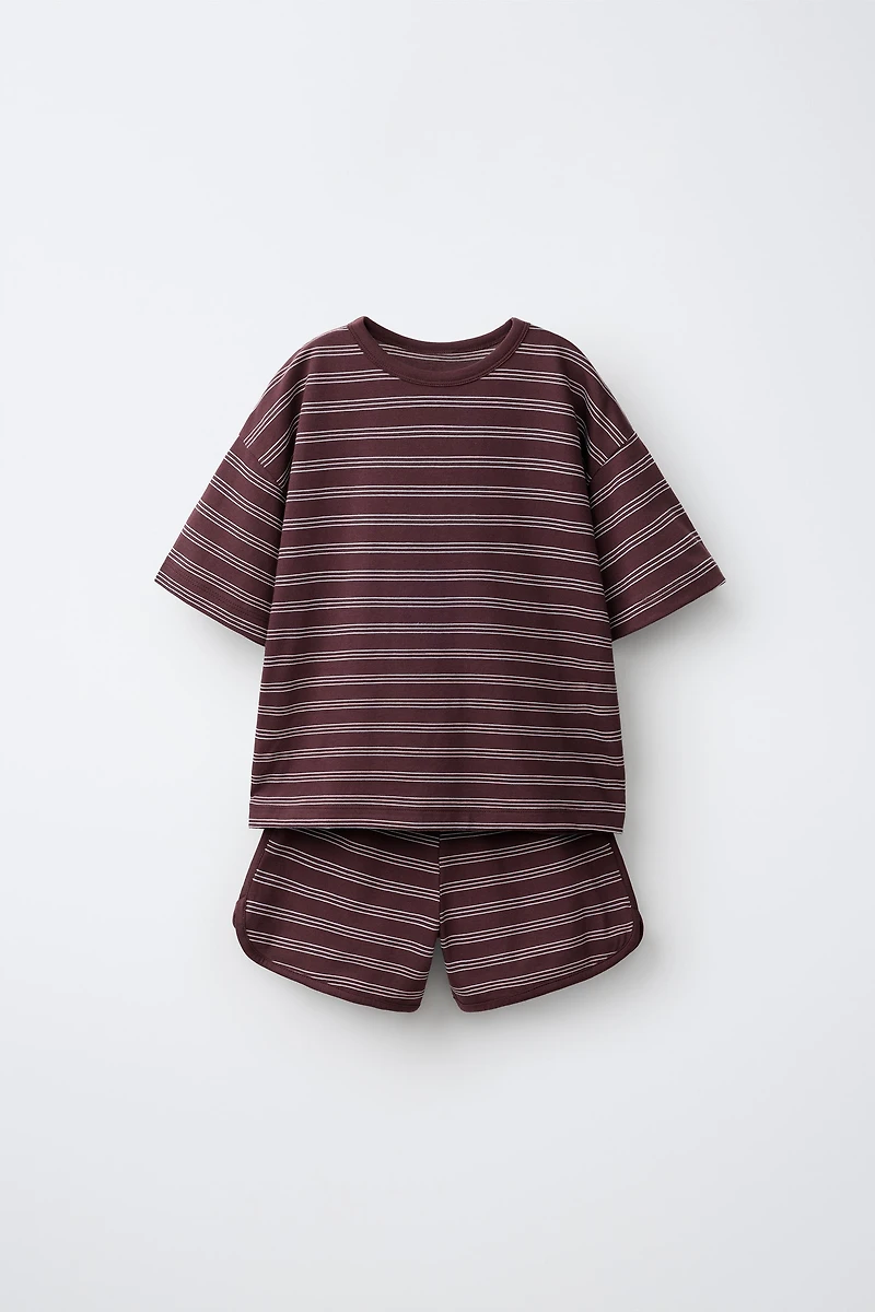 STRIPED T-SHIRT AND BERMUDA SHORTS JOGGING SET