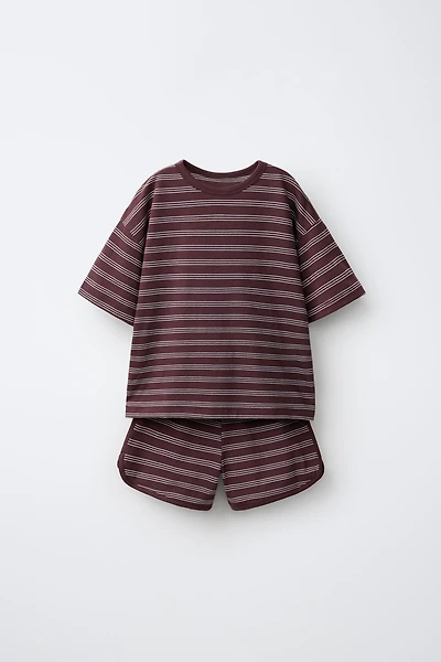 STRIPED T-SHIRT AND BERMUDA SHORTS JOGGING SET