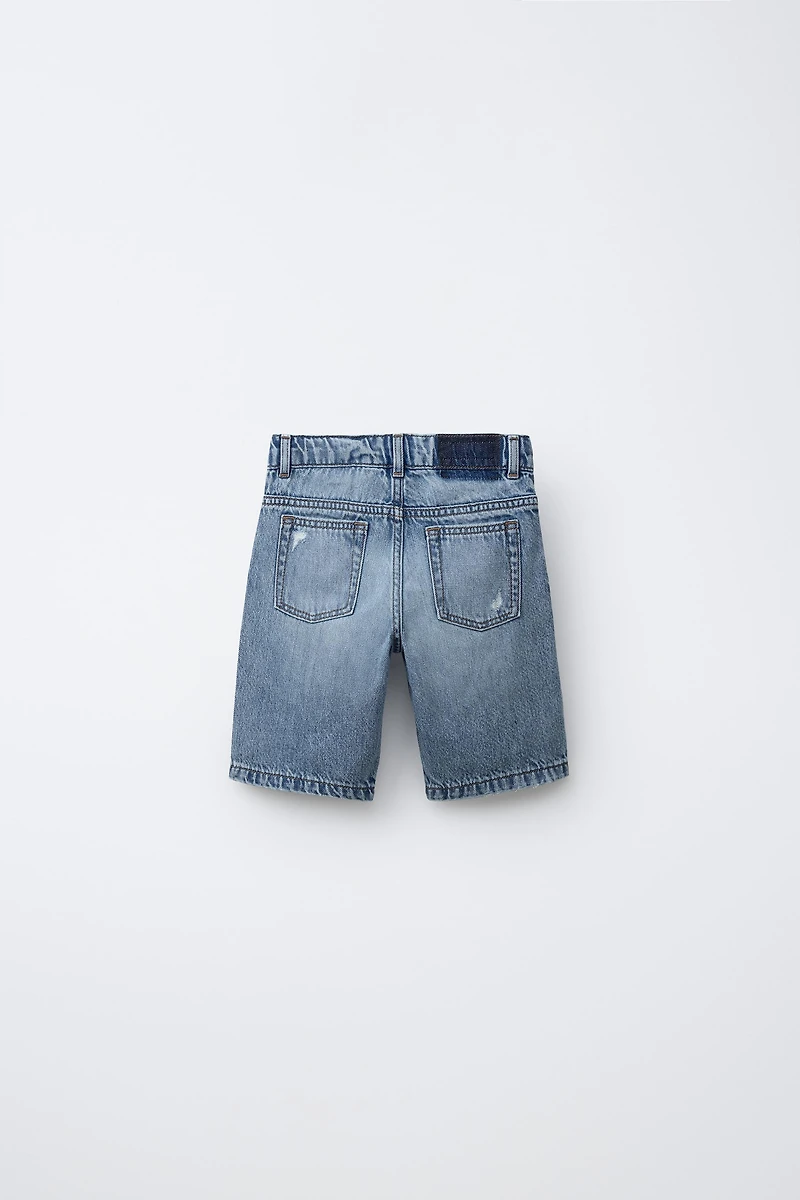 RIPPED DENIM SHORTS