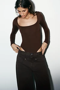 BODY EN POLYAMIDE À ENCOLURE CARRÉE