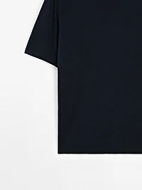 Short sleeve knit T-shirt with colour detail