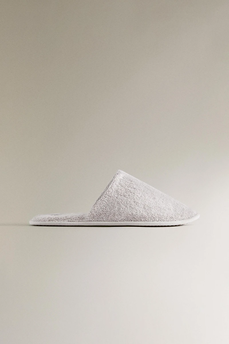 TERRY BATHROOM SLIPPERS