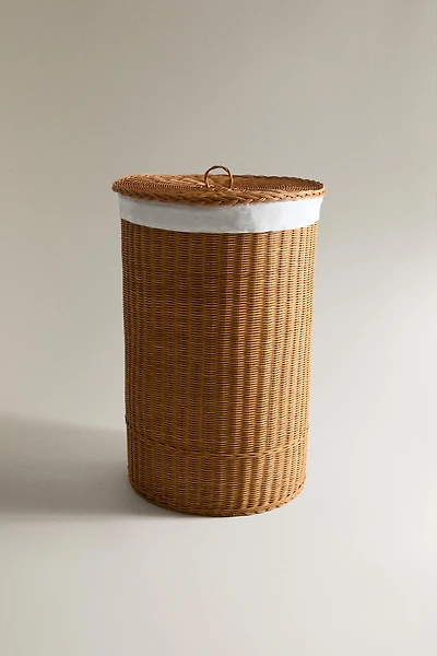 RATTAN AND COTTON LAUNDRY BASKET