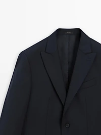 Notch lapel suit blazer