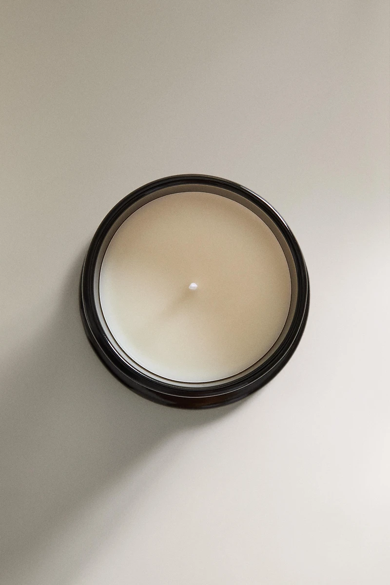 (140 G) BOUGIE PARFUMÉE CUIR NUIT
