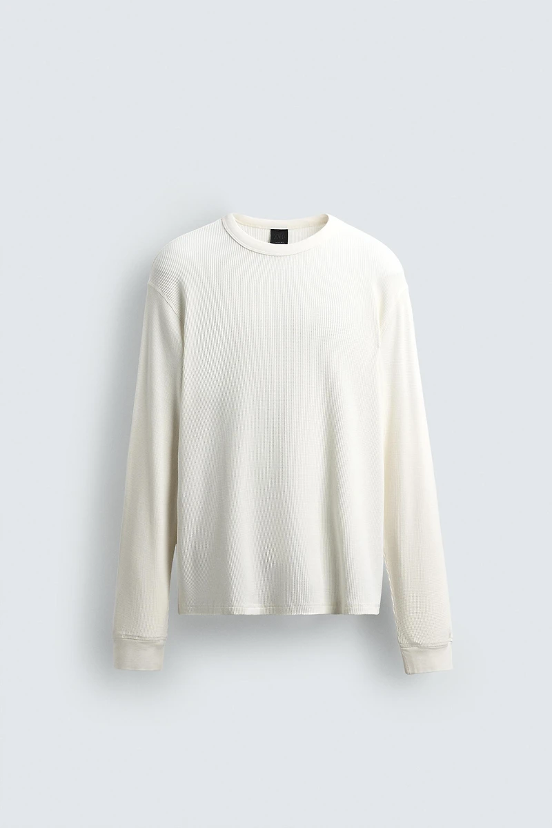 T-SHIRT STRUCTURÉ QUADRILLÉ