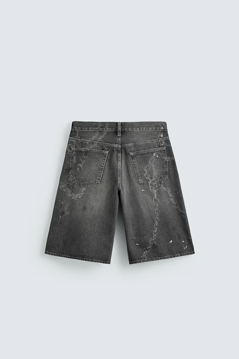 CHAIN EFFECT WASHED DENIM SHORTS