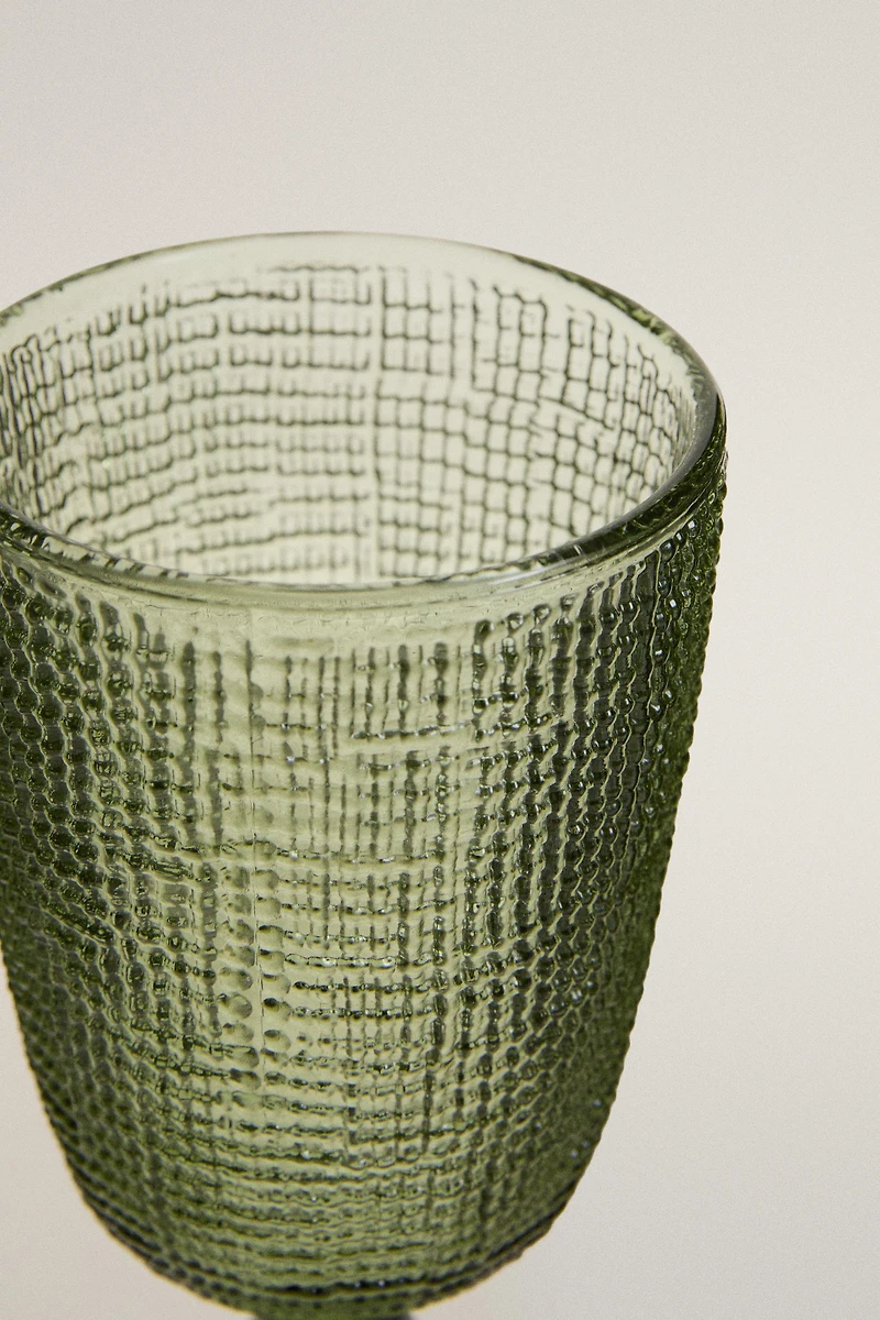 RAISED DESIGN GLASS