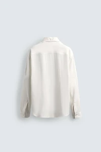 FLOWY SHIRT WITH SHORT TIE