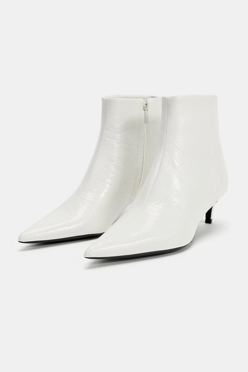 POINTED HEEL ANKLE BOOTS