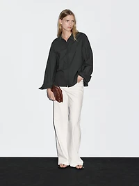 Loose-fitting 100% cotton poplin shirt