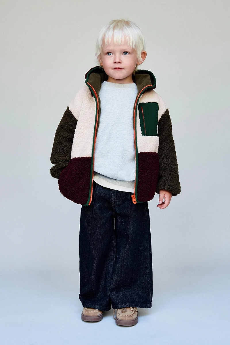 COLOR BLOCK FLEECE JACKET WITH POLAR LINING