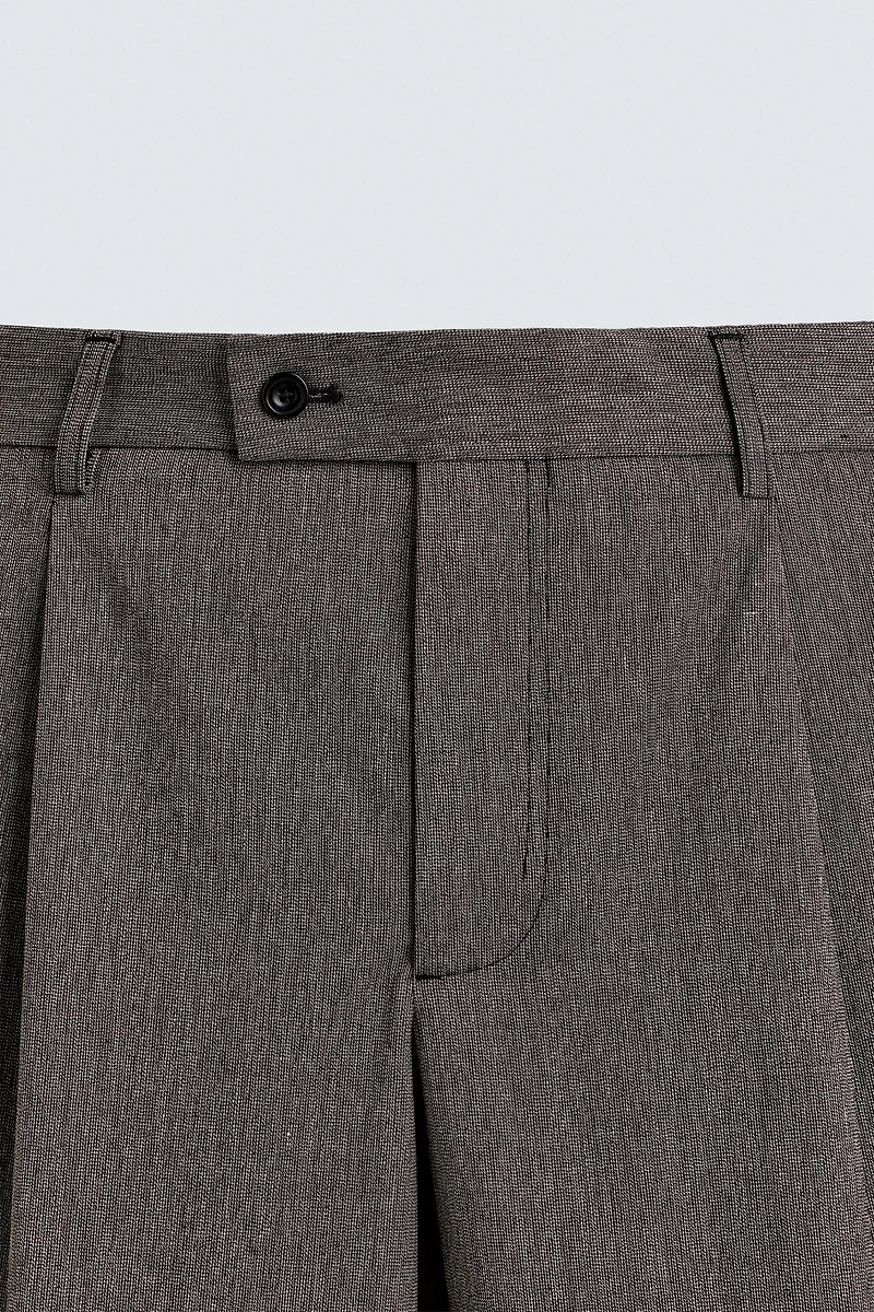 RELAXED WIDE FIT CARGO SHORTS
