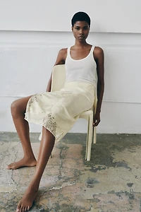 JUPE MI-LONGUE JACQUARD EN DENTELLE