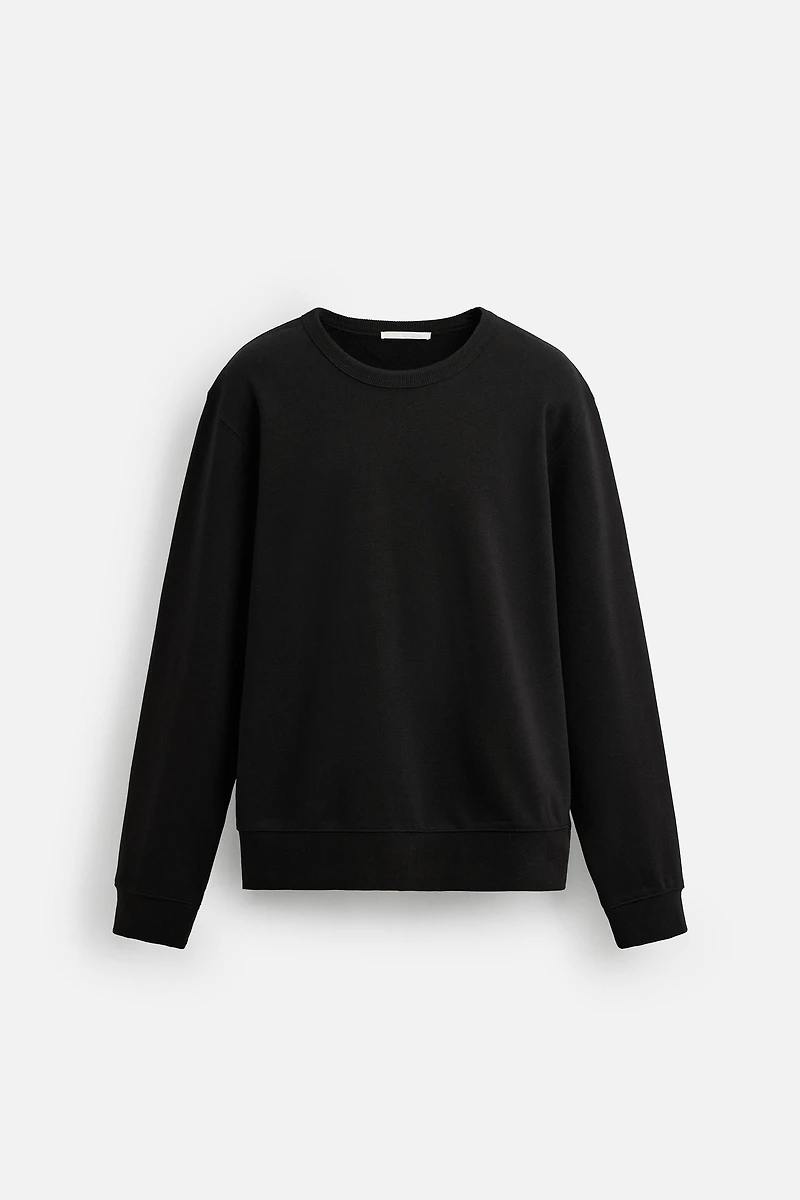 BASIC CREW NECK SWEATSHIRT
