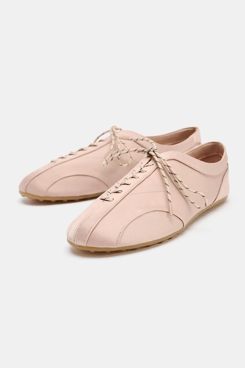 SPORTY LACE-UP BALLET FLATS