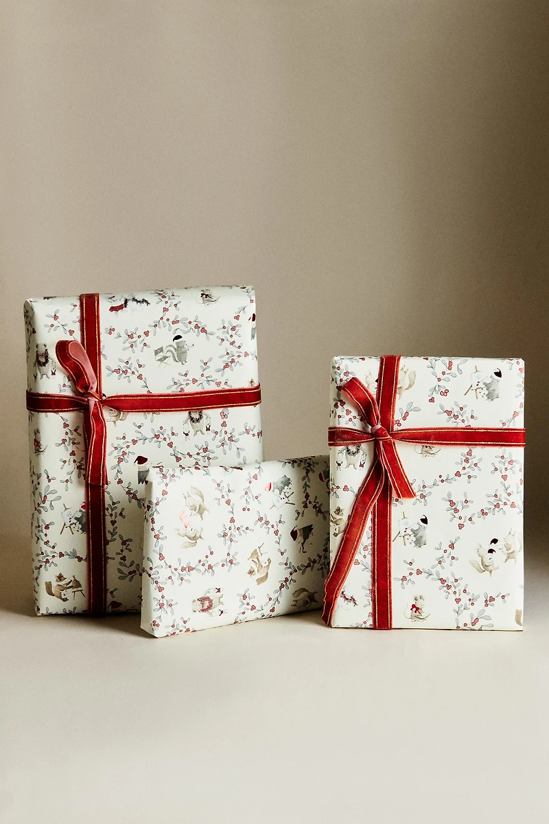 CHRISTMAS ANIMAL GIFT WRAPPING PAPER