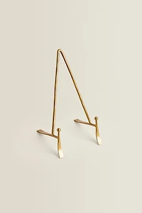GOLD METAL DISPLAY STAND
