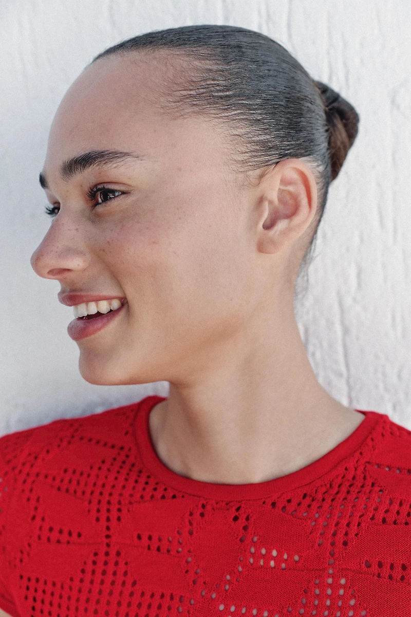 TEXTURED KNIT TOP