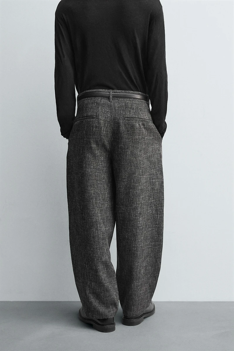 TEXTURED BALLOON FIT PANTS