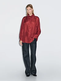 100% silk shirt with button details