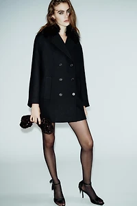 SHORT WOOL COAT WITH FAUX FUR LAPEL