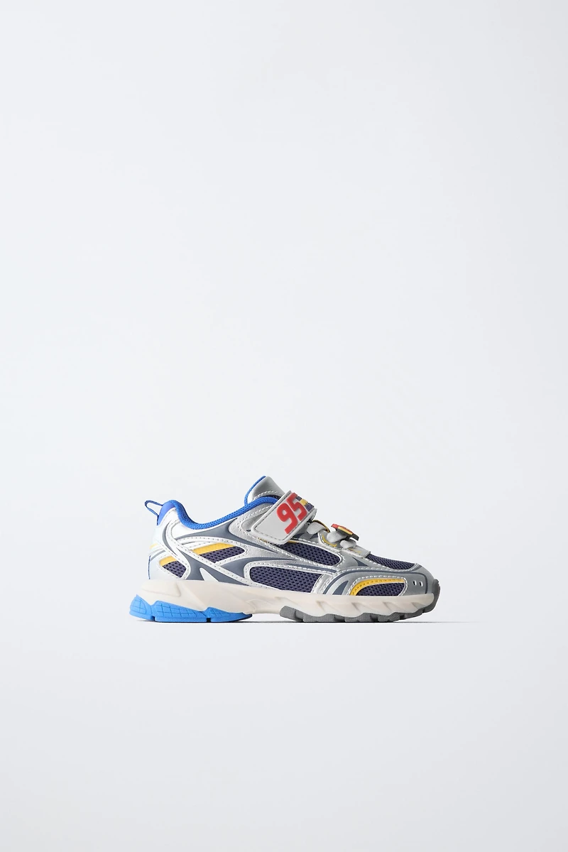 CARS LIGHTNING MCQUEEN © DISNEY SNEAKERS
