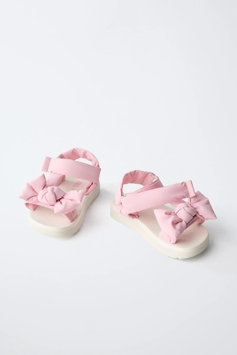 BOW QUILTED SANDALS