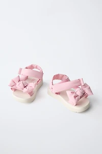 BOW QUILTED SANDALS